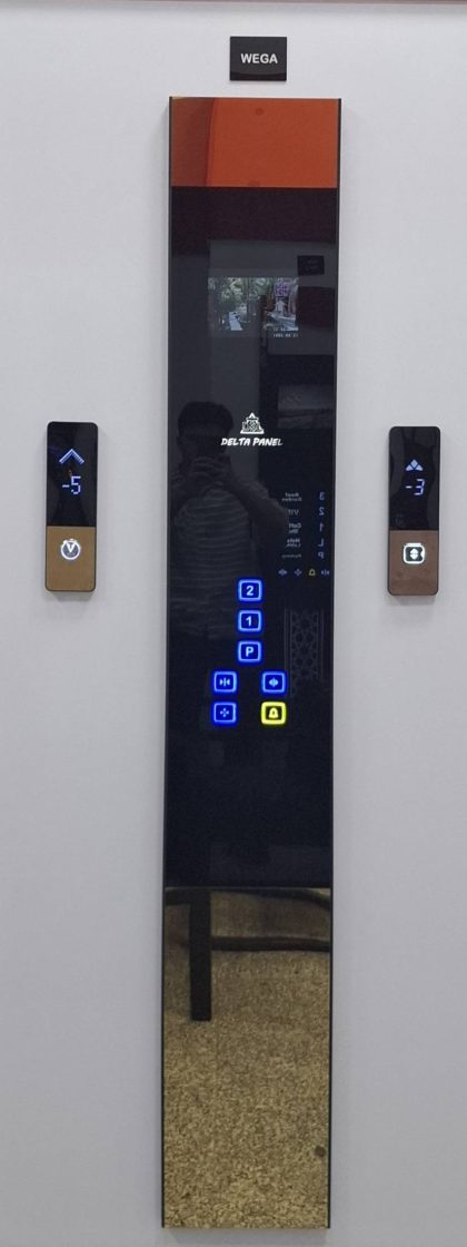 شستی داخل کابین آسانسور WEGA شیشه ای روکار